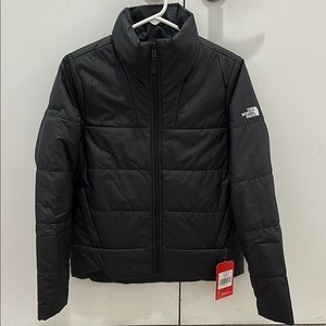 The North Face NWT Chest Logo Everyday Insulated Black Puffer Jacket Size Small